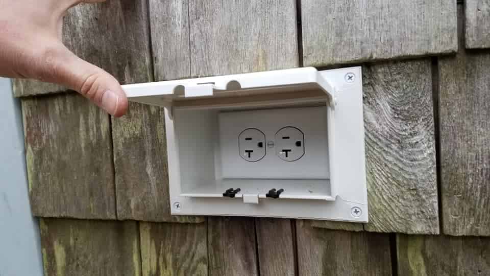 GFCI Outlet Installation image