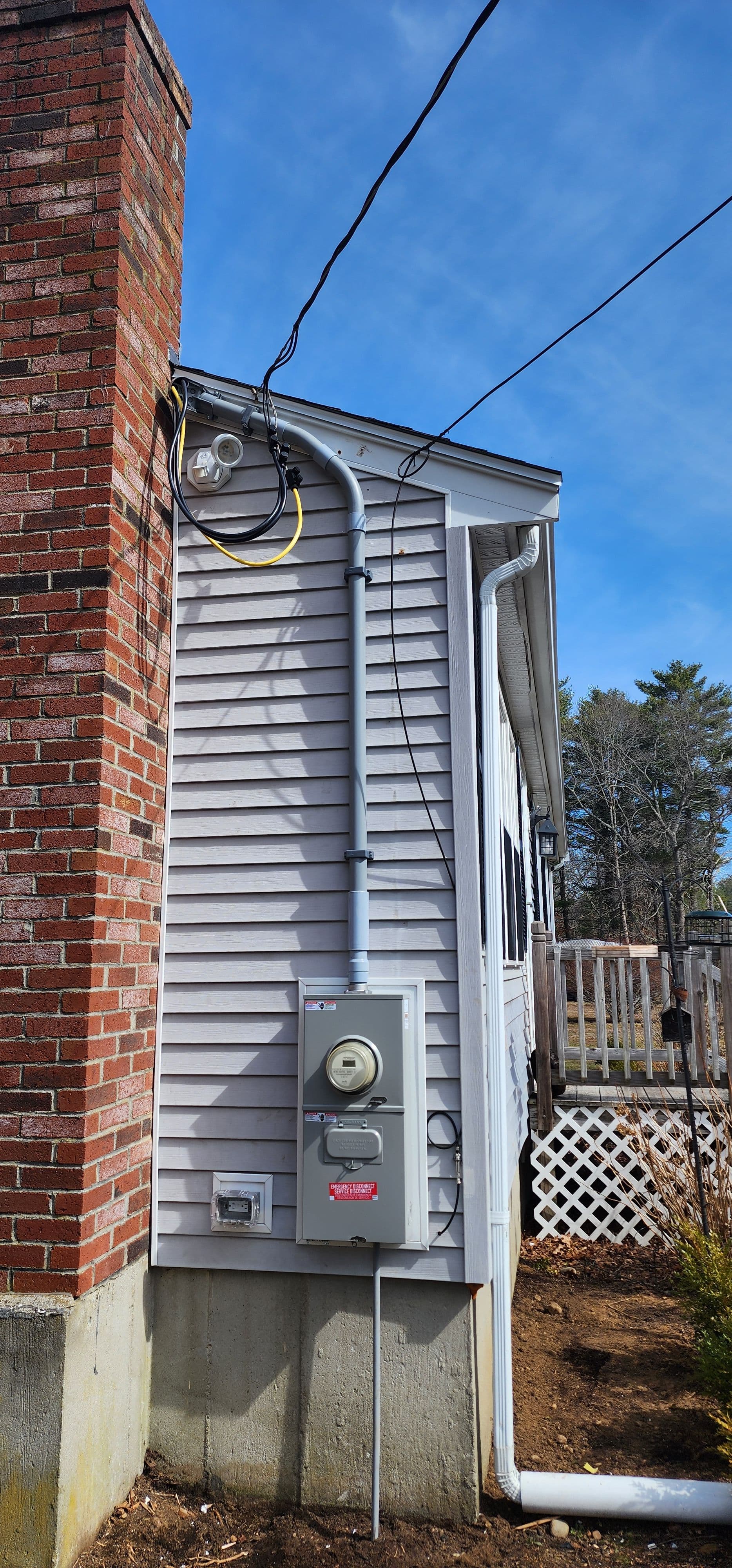 Gallery photos for Old Meter Out New 200 Amp Service In: Image #1